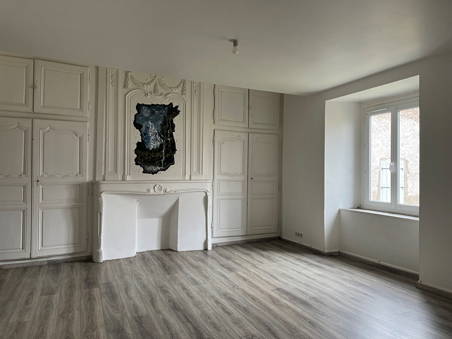 Appartement  F3 au 1er \u00e9tage