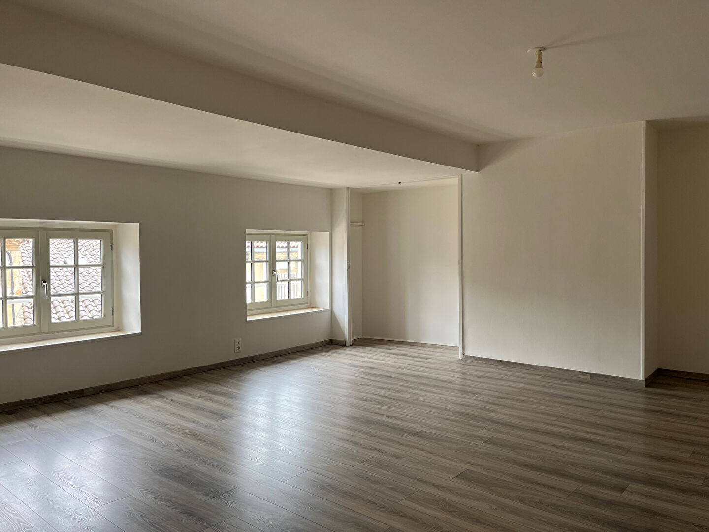 Appartement  F3 au 2\u00e8me \u00e9tage
