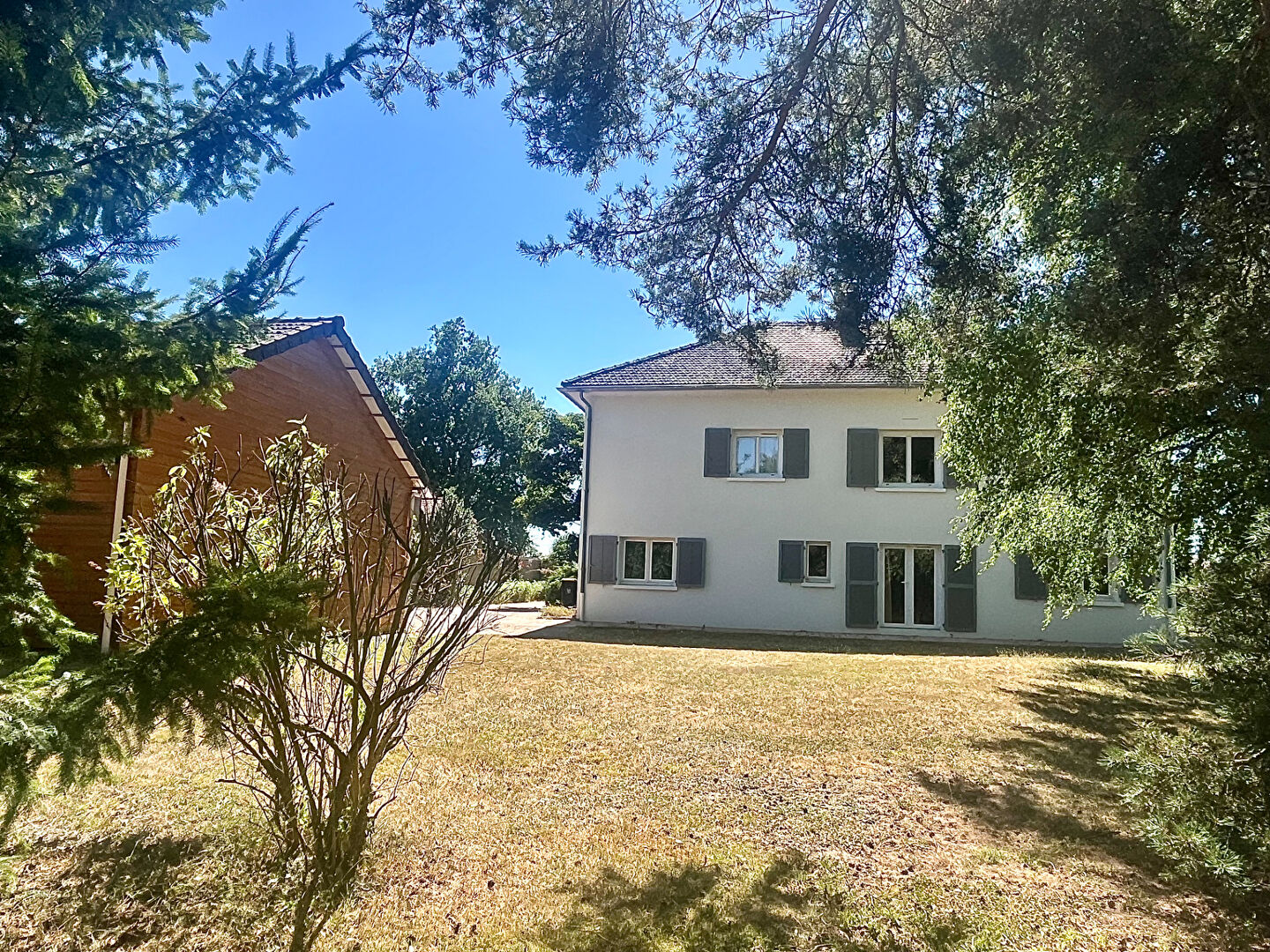 Maison 180m\u00b2  Peschadoires